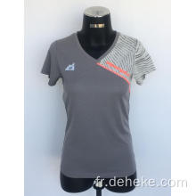 Tshirt de sport gris de bonne qualité